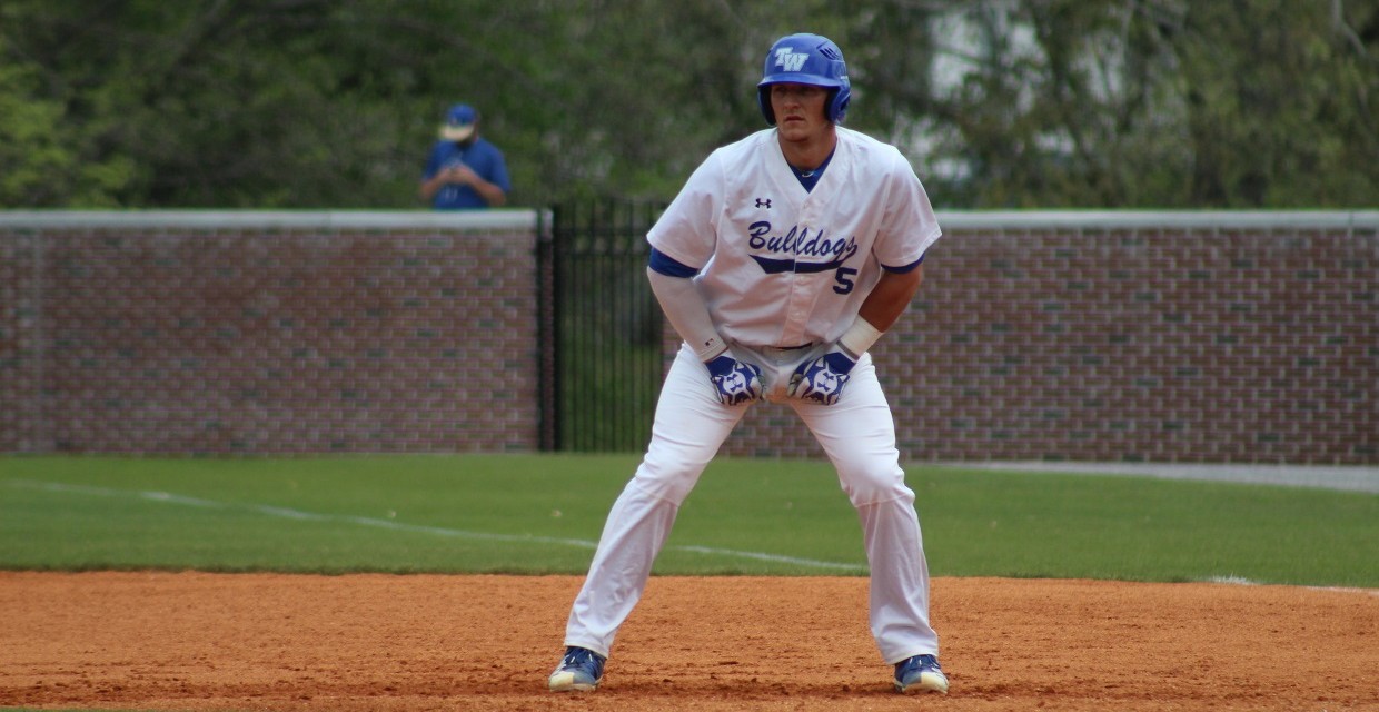Three-Run Sixth Inning Leads #23 Bulldogs to Fifth-Straight Win