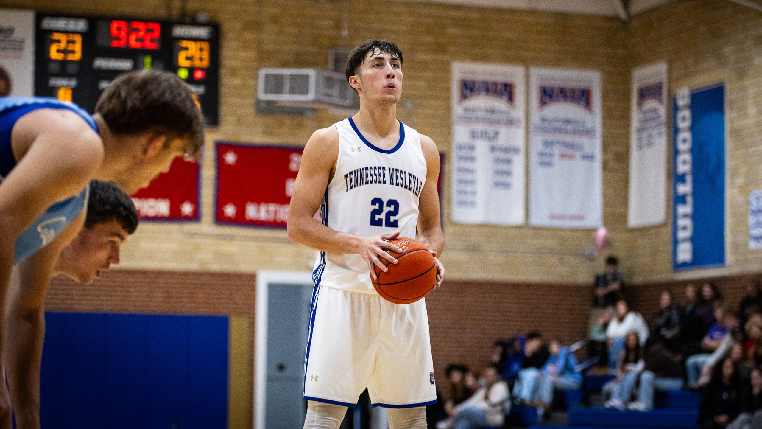 Cold Spell Dooms Men's Basketball Against Montreat