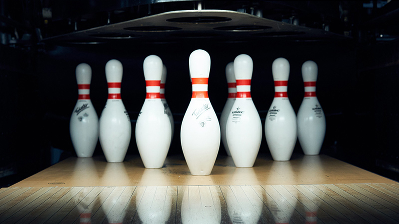 Men's Bowling Opens Season at Columbia 300 Western Shootout