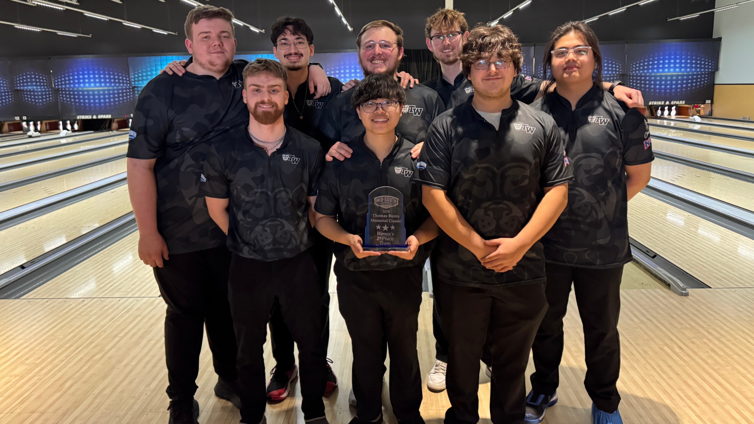 Men's Bowling Closes Regular Season With Wins at Thomas Burris Memorial
